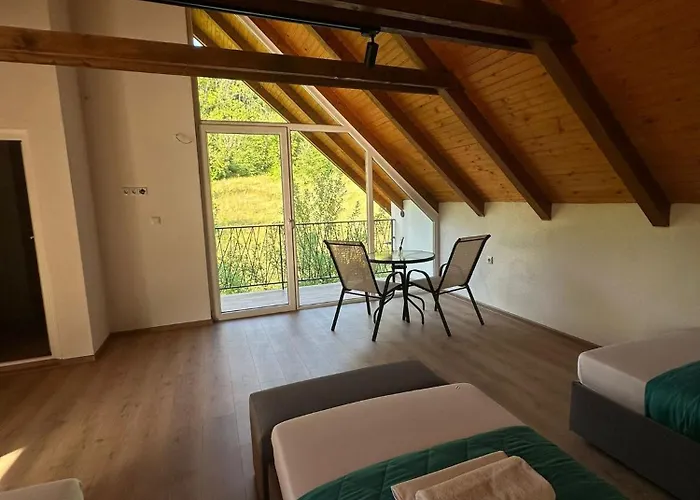 公寓 Grand River Ranch