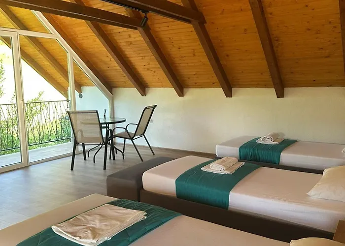 Grand River Ranch 公寓 *