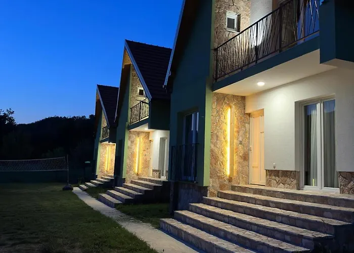 Grand River Ranch 公寓